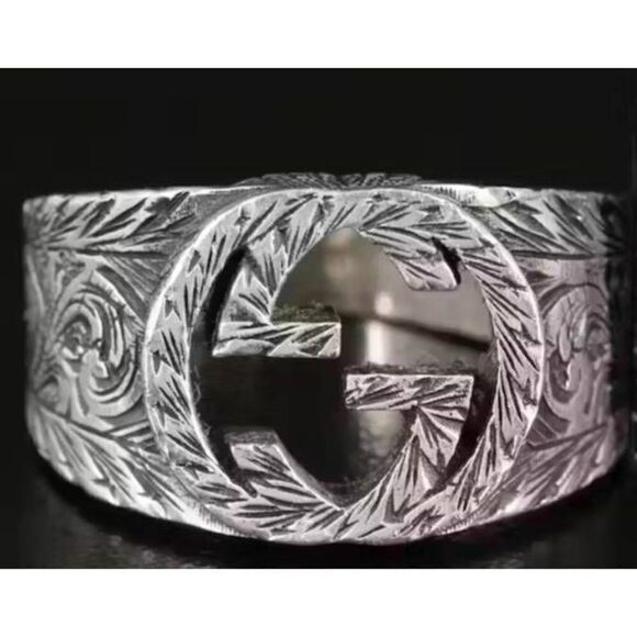 Gucci Men's lnterlocking GG Sterling Silver Paisley Ring, Size 10 - Picture 1 of 7